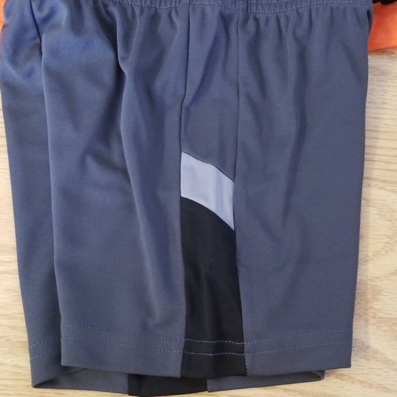 Orange Mickey Mouse set - Picture 3 of 4